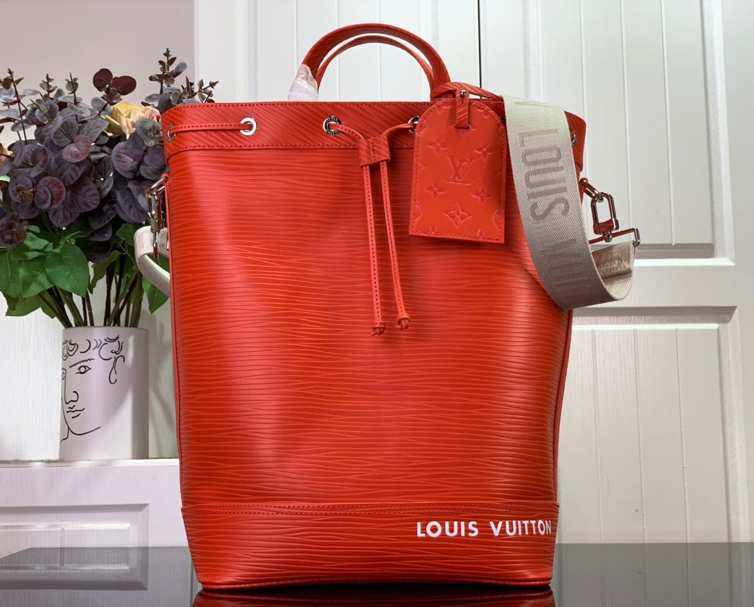 ＬＳ ＶＴＴＯＮ MAXI NOÉ SLING RED