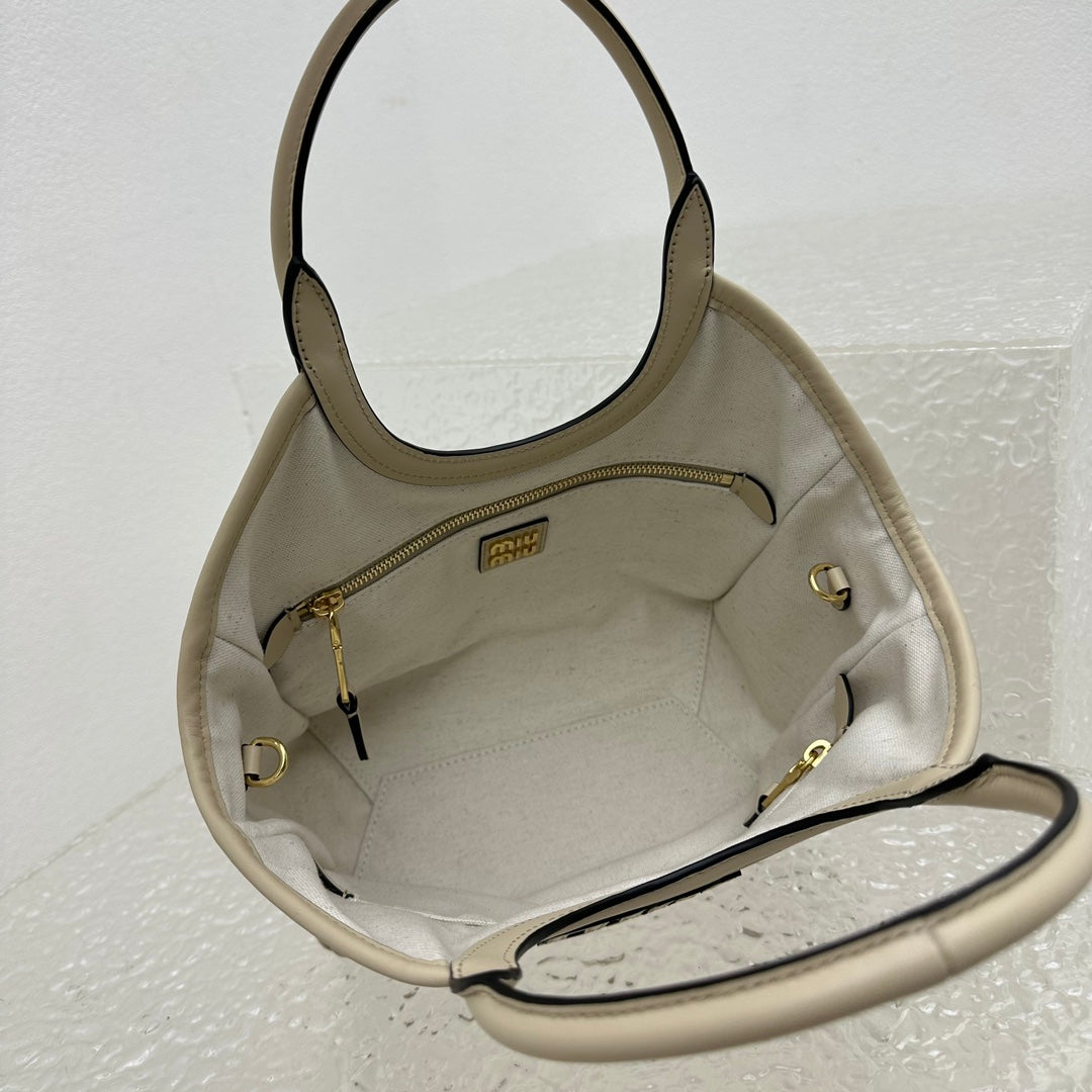 ＭＩ ＭＵ  IVY LEATHER BAG CLAY GREY