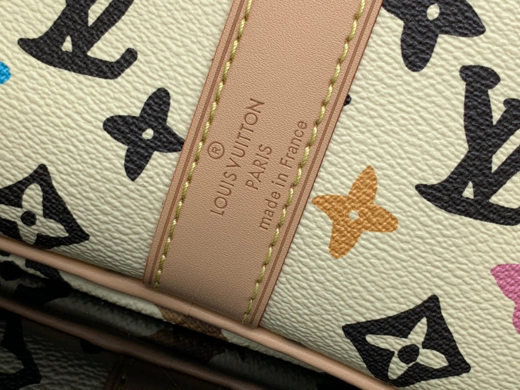 ＬＳ ＶＴＴＯＮ x YAYOI KUSAMA KEEPALL BANDOULIÈRE 45 WHITE