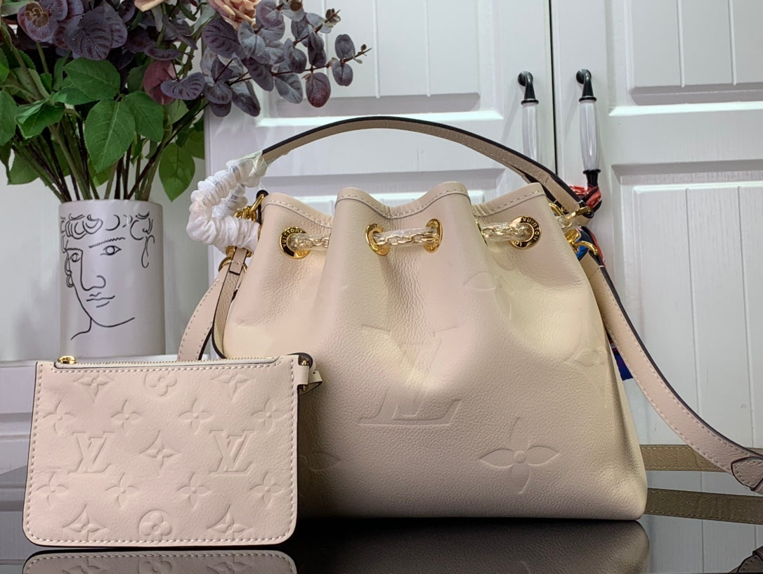 ＬＳ ＶＴＴＯＮ SUMMER BUNDLE BAG BLACK/BEIGE/UMBER