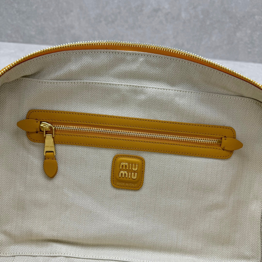 ＭＩ ＭＵ SUEDE BEAU BAG WHISKEY