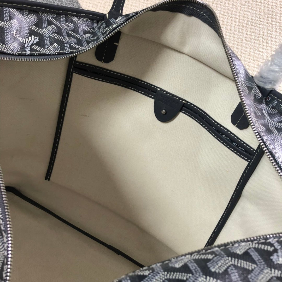 ＧＹＲＤ ARTOIS PM TOTE BAG GREY