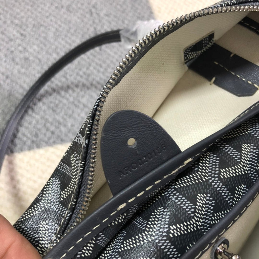 ＧＹＲＤ ARTOIS PM TOTE BAG GREY