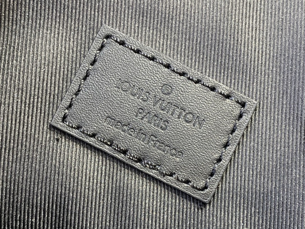 ＬＳ ＶＴＴＯＮ MONOGRAM ECLIPSE REVERSE PM GRAY