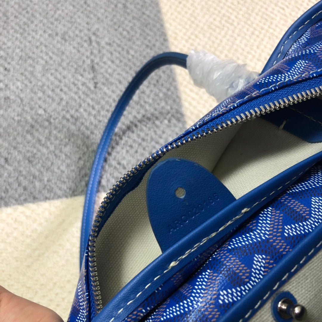 ＧＹＲＤ ARTOIS PM TOTE BAG BLUE