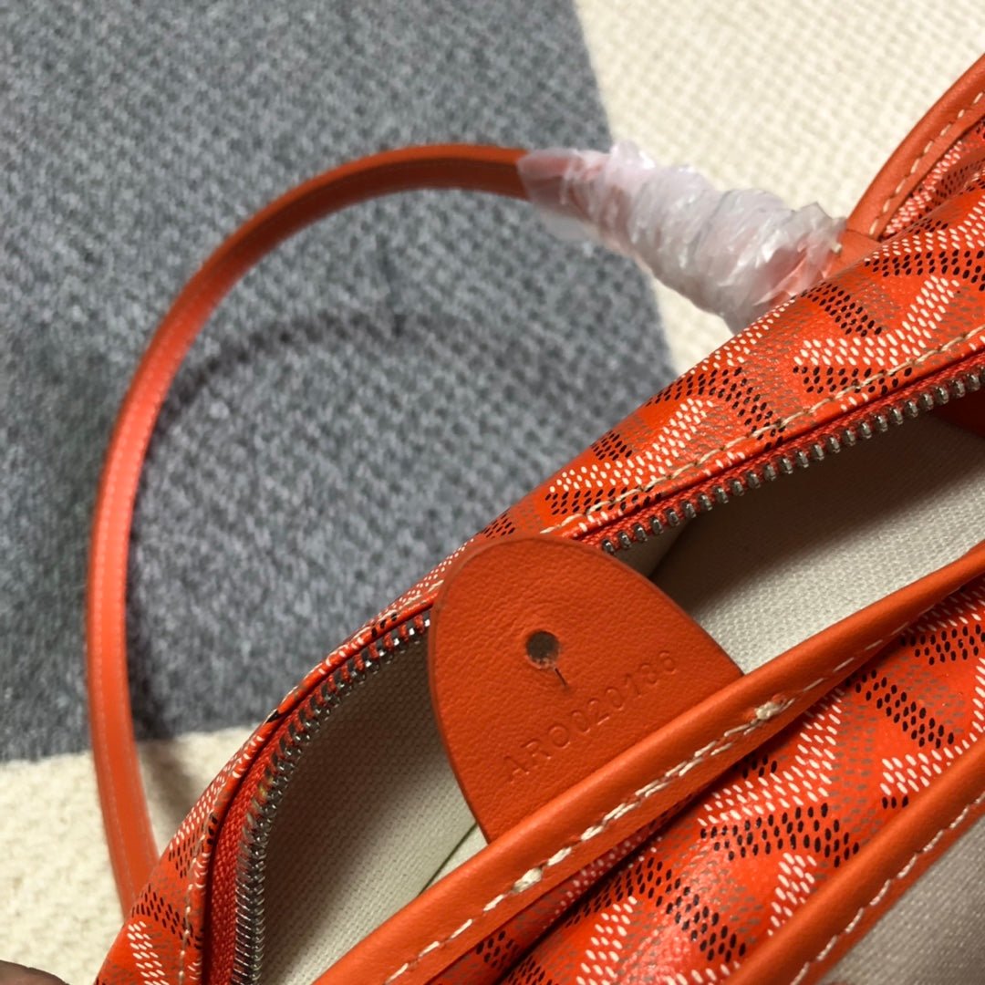 ＧＹＲＤ ARTOIS PM TOTE BAG RED