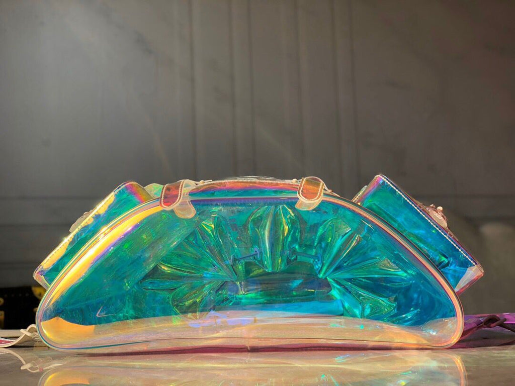 ＬＳ ＶＴＴＯＮ MONOGRAM GM PRISM HOLOGRAPHIC BACKPACK