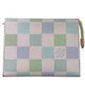 ＬＳ ＶＴＴＯＮ TOILETRY POUCH D15