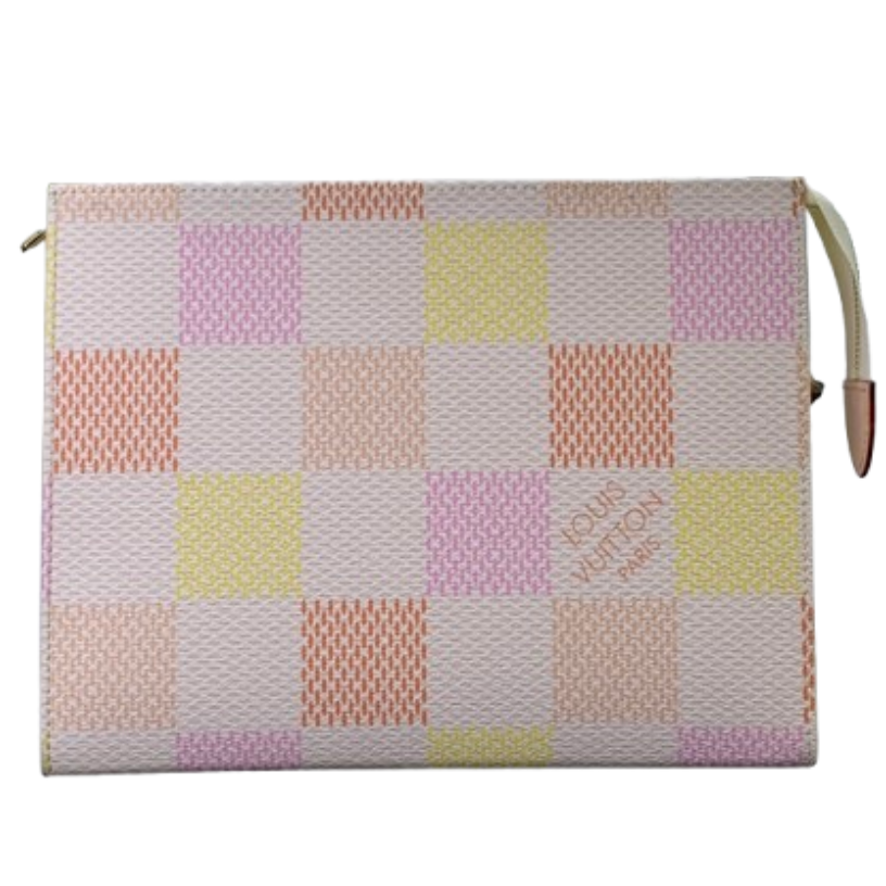 ＬＳ ＶＴＴＯＮ TOILETRY POUCH D15