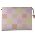 ＬＳ ＶＴＴＯＮ TOILETRY POUCH D15