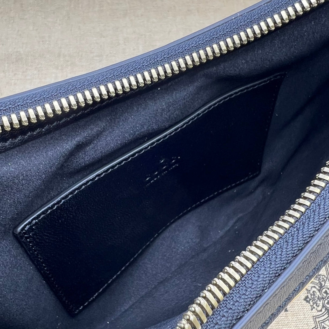 ＧＣＣＩGG MARMONT SMALL MATELASSE LEATHER SHOULDER BAG BLACK