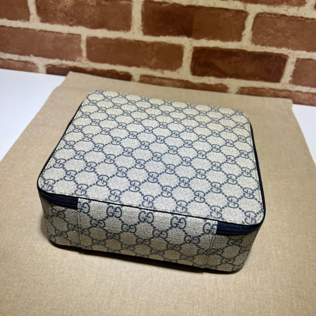 ＧＣＣＩGG PACKING CUBE MEDIUM