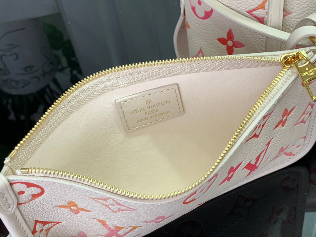 ＬＳ ＶＴＴＯＮ CARRYALL PM