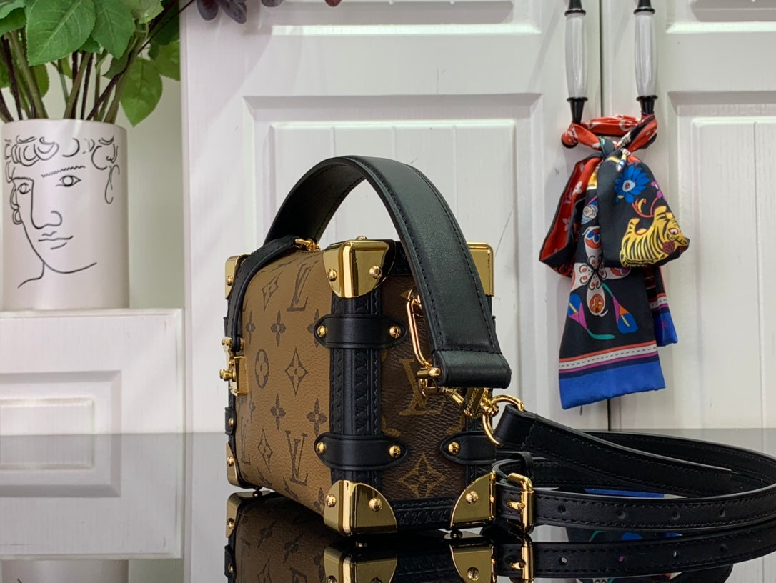 ＬＳ ＶＴＴＯＮ SIDE TRUNK MINI BRONZE/BLACK