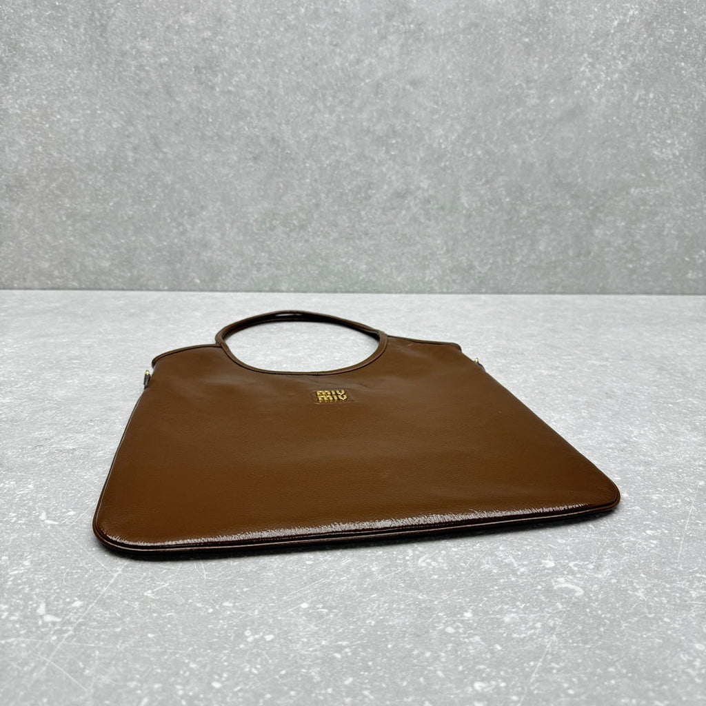 ＭＩ ＭＵ IVY NAPLAK PATENT LEATHER BAG PALISANDER