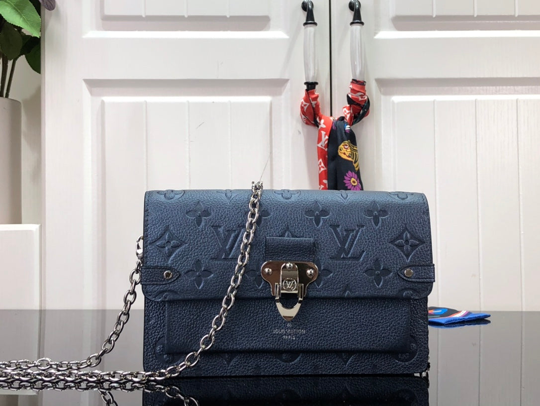ＬＳ ＶＴＴＯＮ VAVIN CHAIN WALLET