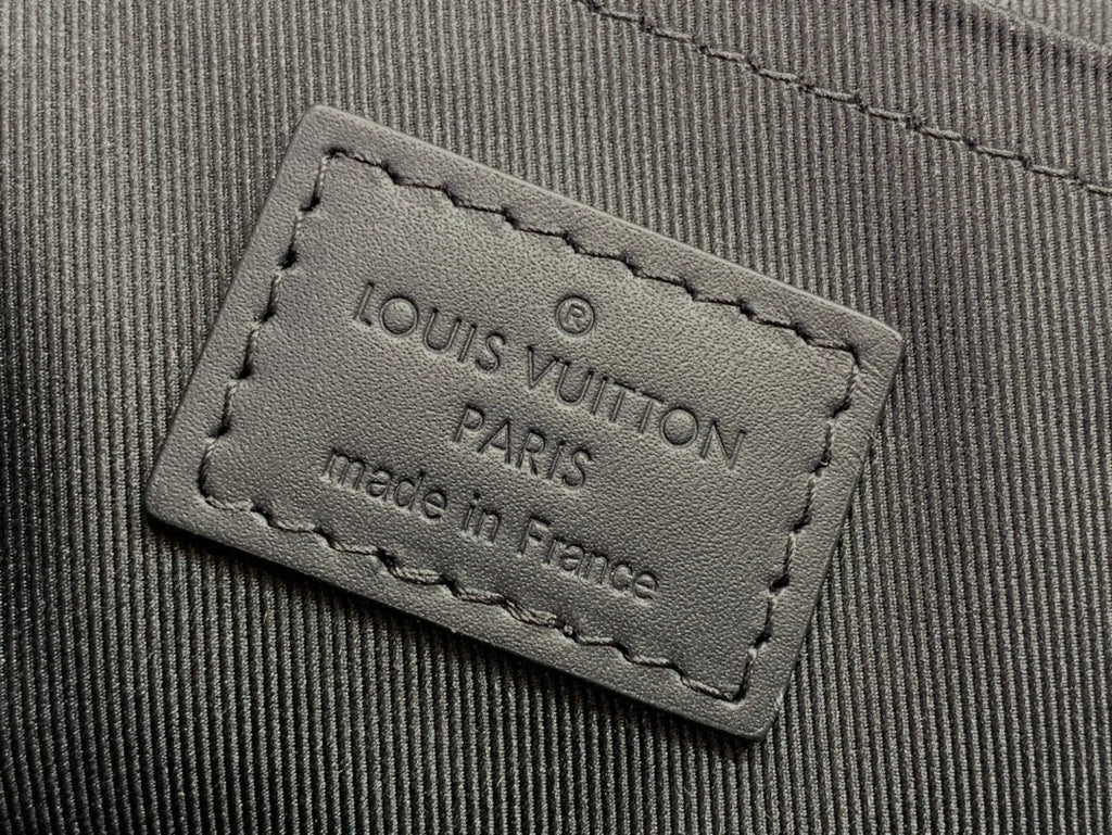 ＬＳ ＶＴＴＯＮ STEAMER PM BLACK & GREY