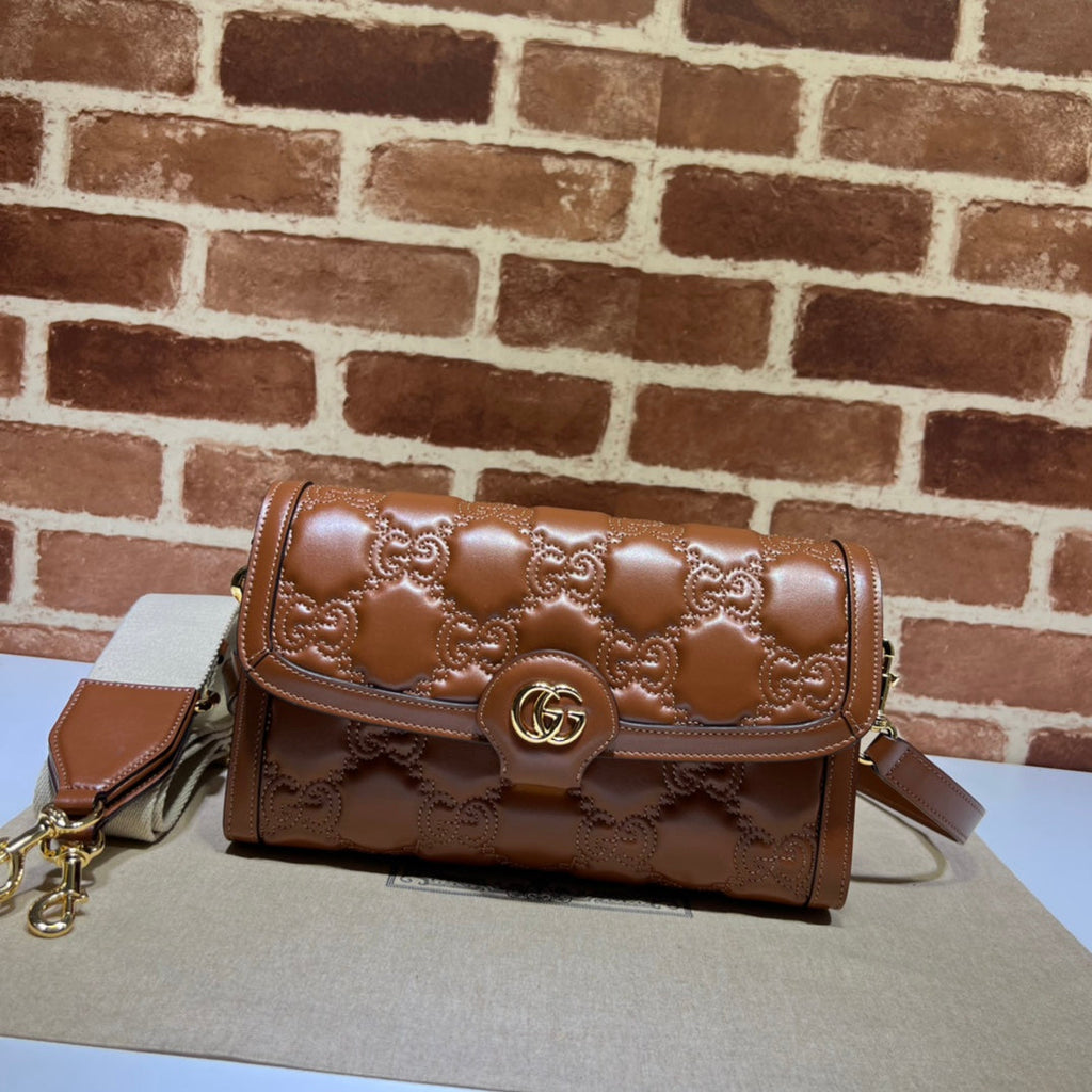 ＧＣＣＩGG MATELASSE BAG BROWN