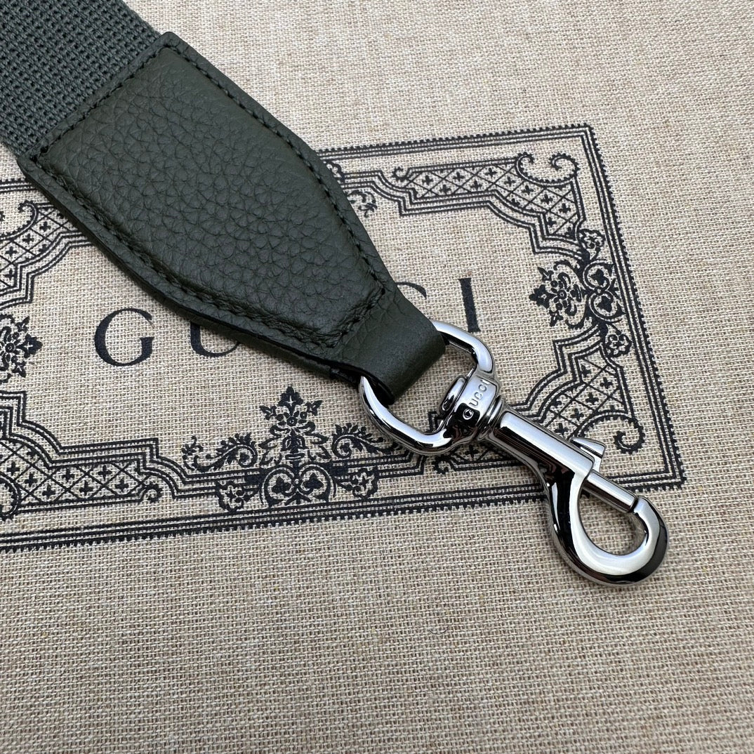 ＧＣＣＩGG JUMBO SMALL SLINGBAG GREEN