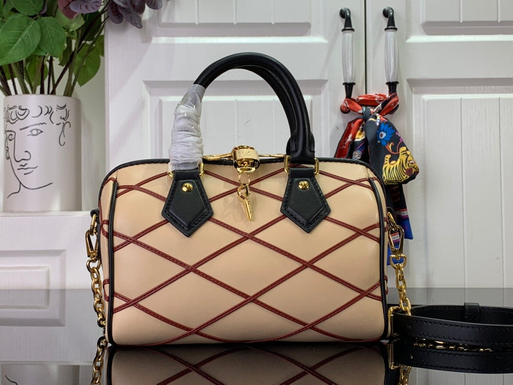 ＬＳ ＶＴＴＯＮ SPEEDY BANDOULIÈRE 20