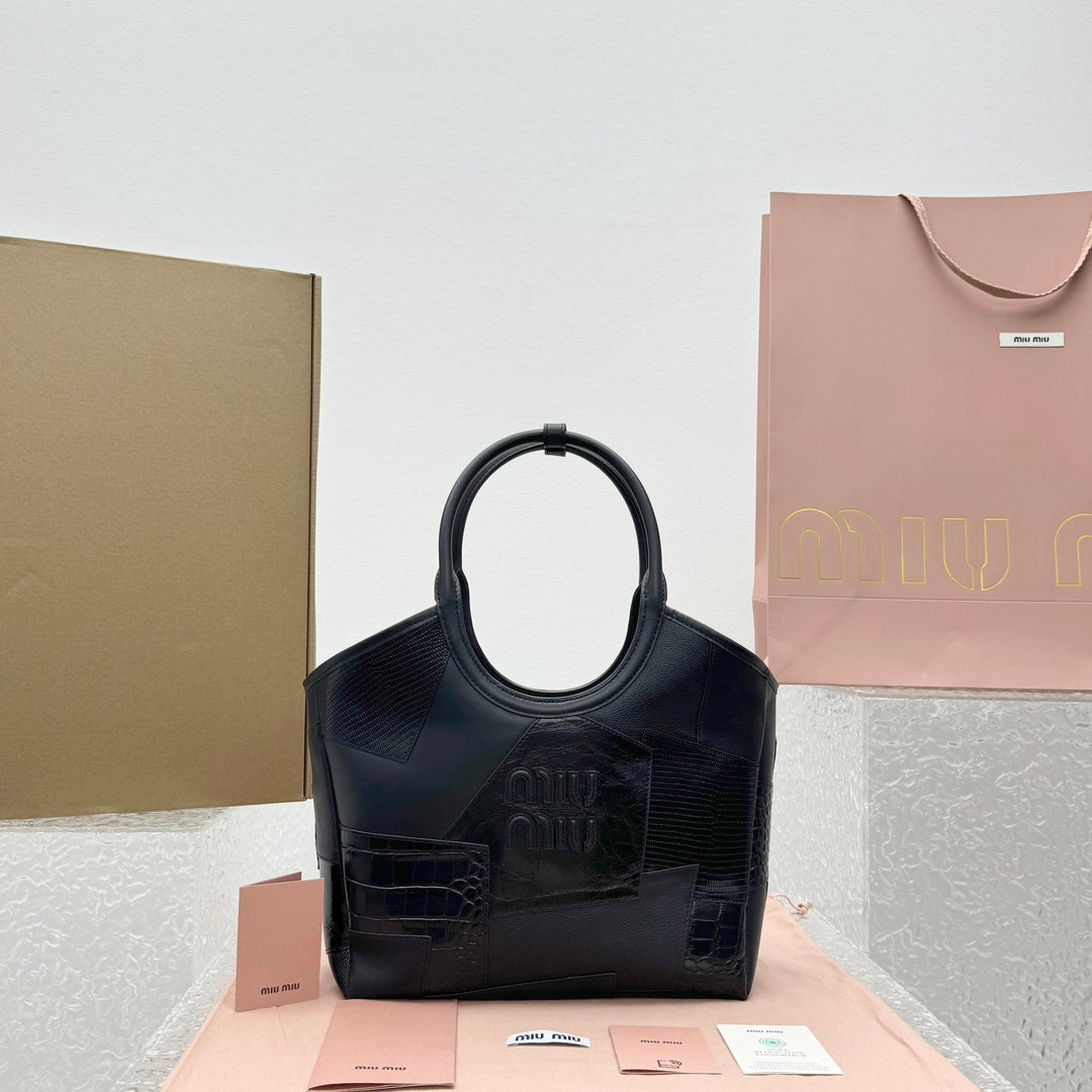 ＭＩ ＭＵ  IVY LEATHER PATCHWORK BAG BLACK