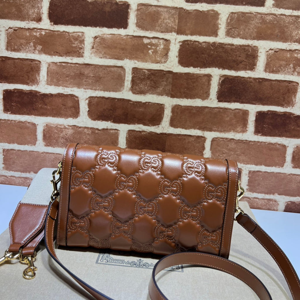 ＧＣＣＩGG MATELASSE BAG BROWN