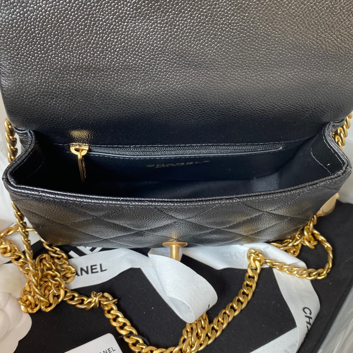 ＣＨＮＥＬ SHOULDER BAG BLACK/WHITE