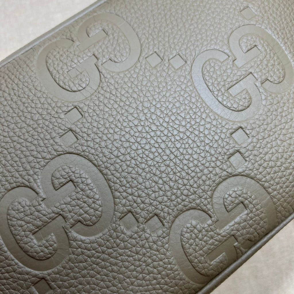 ＧＣＣＩMEN INTERLOCKING G CROSSBODY BAG BEGIE