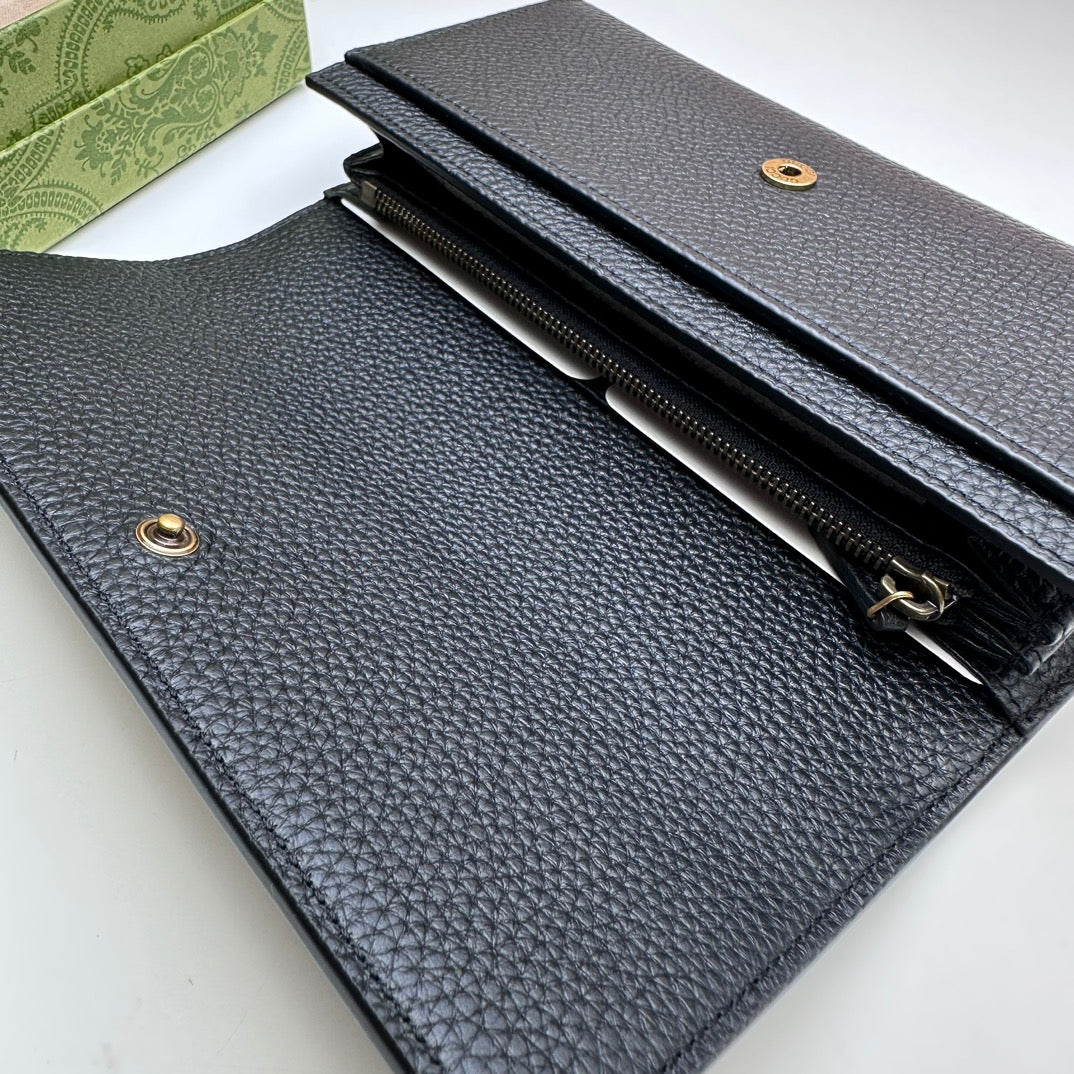 ＧＣＣＩGG INTERLOCKING LONG WALLET BLACK