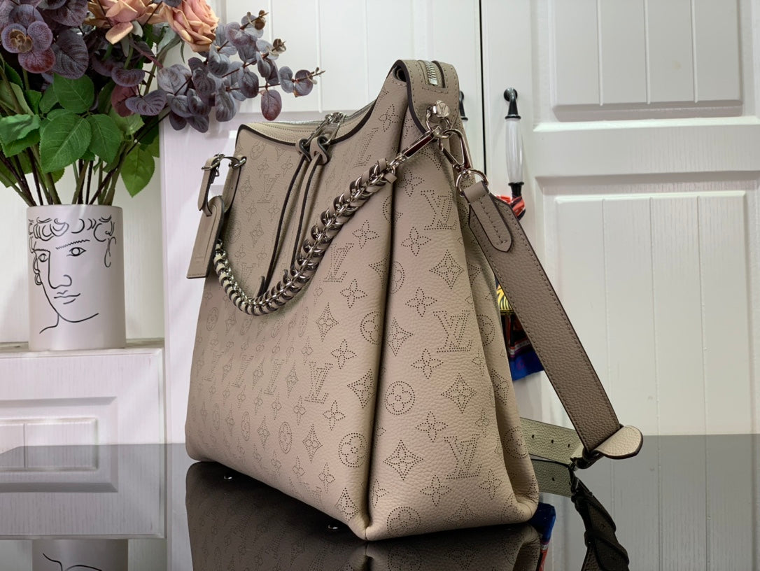 ＬＳ ＶＴＴＯＮ MAHINA HAND IT ALL MM BLACK/BEIGE/CREME