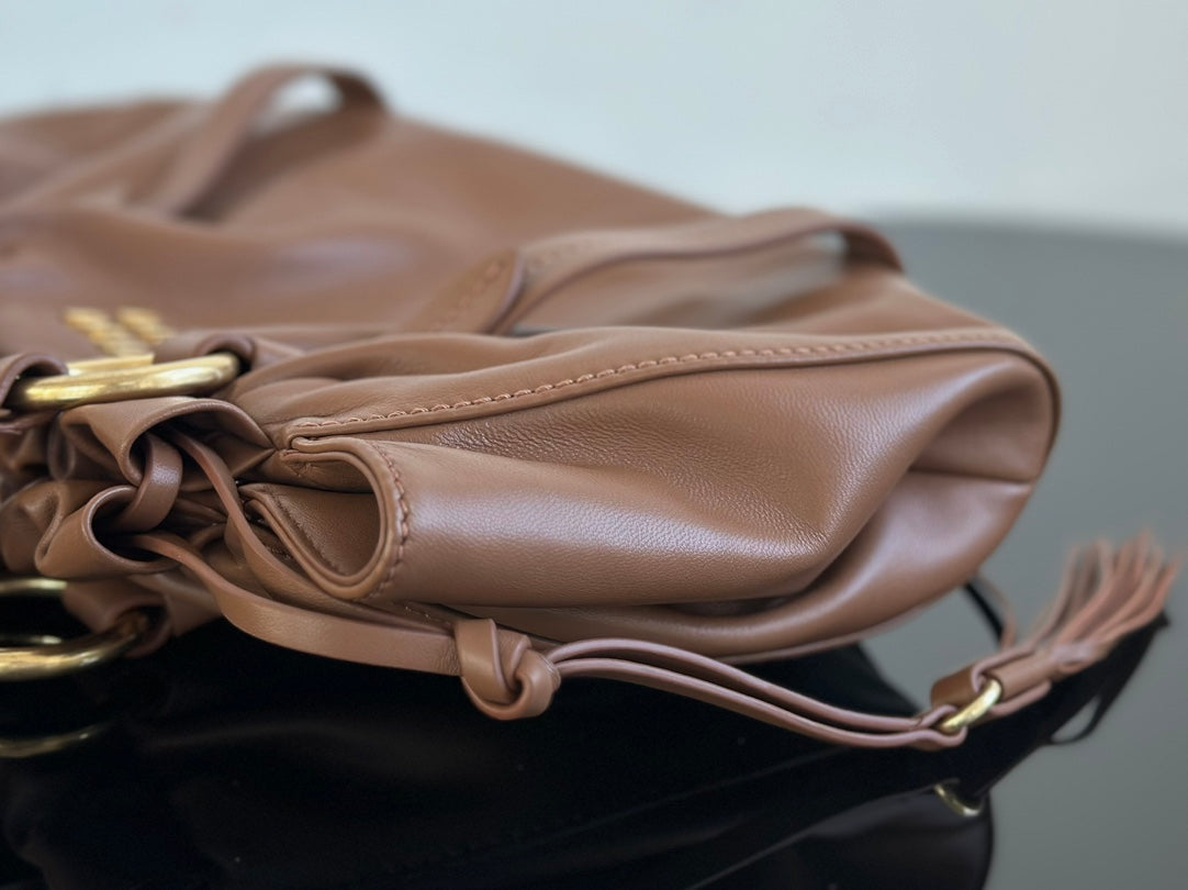 ＭＩ ＭＵ JOIE NAPPA LEATHER BAG OAK