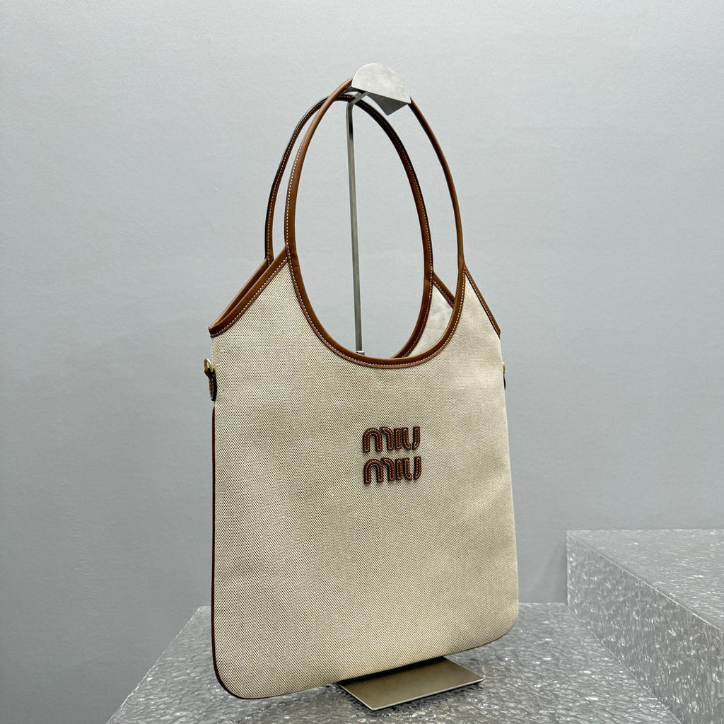 ＭＩ ＭＵ IVY CANVAS AND LEATHER TOTE BAG BEIGE/BRANDY