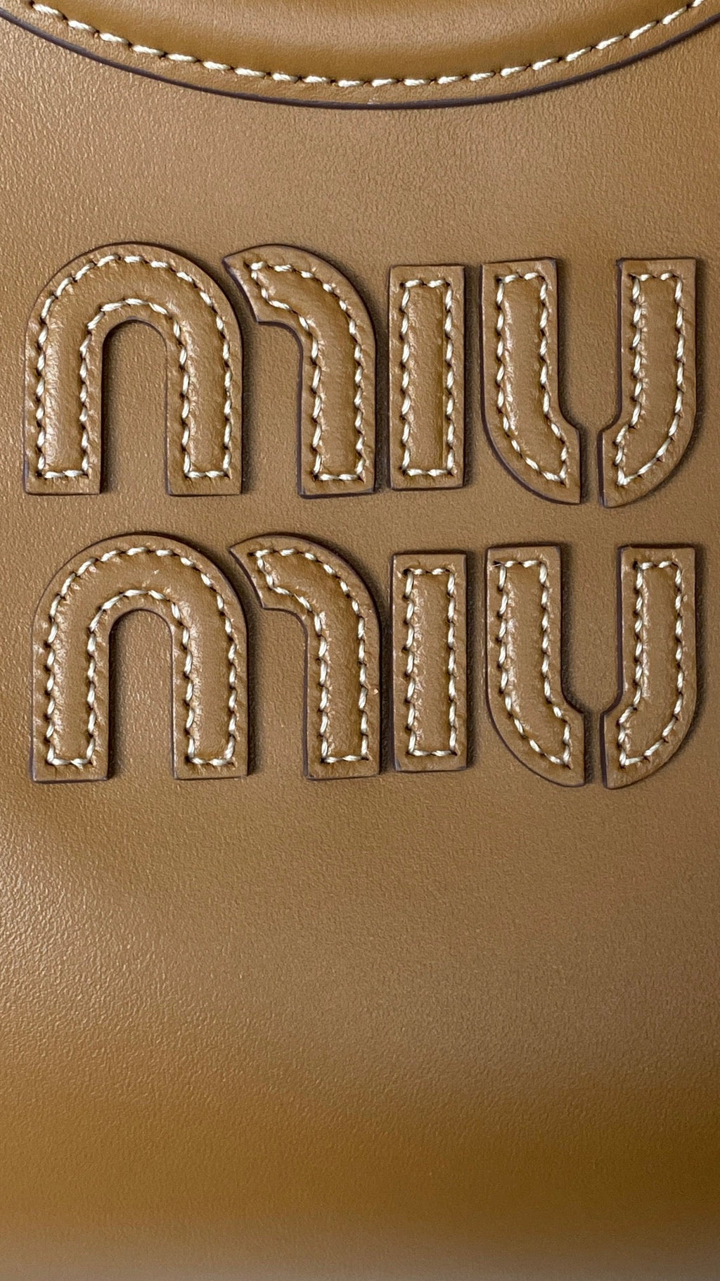 ＭＩ ＭＵ IVY LEATHER BAG COGNAC