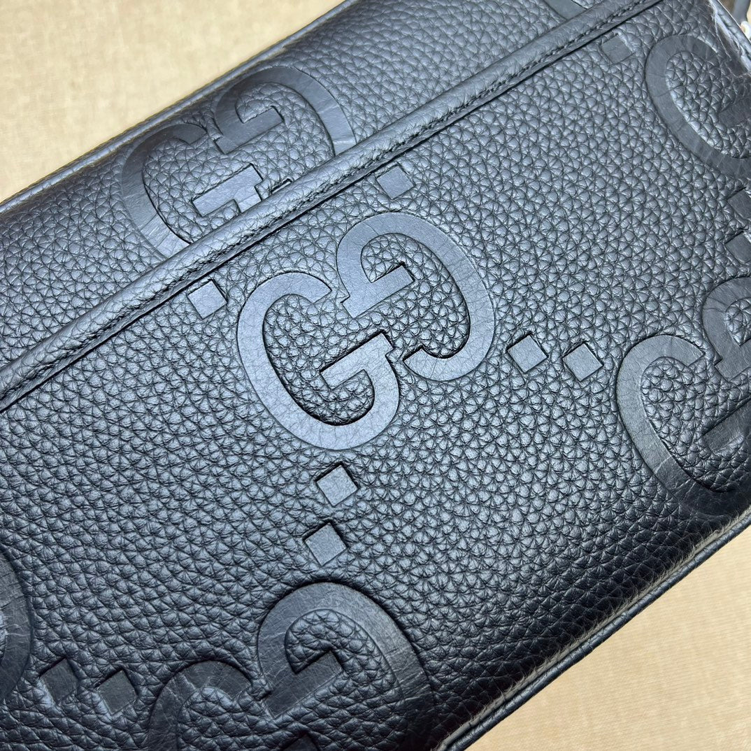 ＧＣＣＩMEN INTERLOCKING G CROSSBODY BAG BLACK