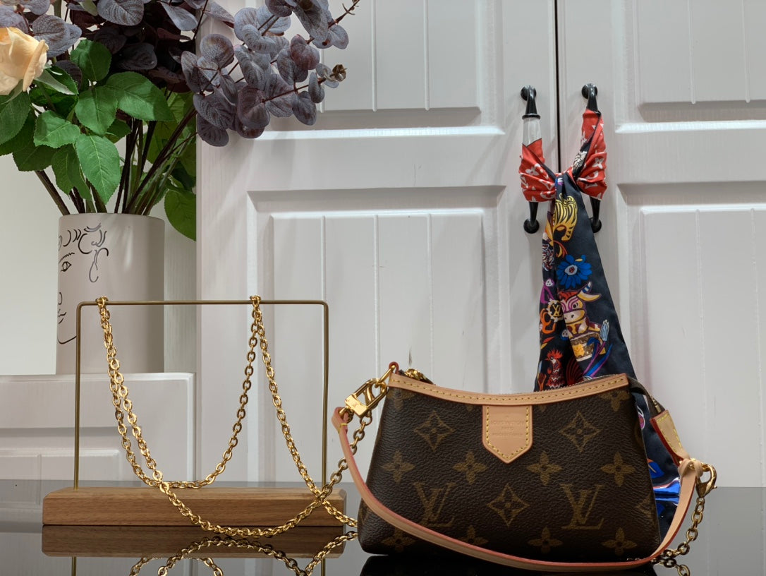 ＬＳ ＶＴＴＯＮ ROSALIE COIN PURSE