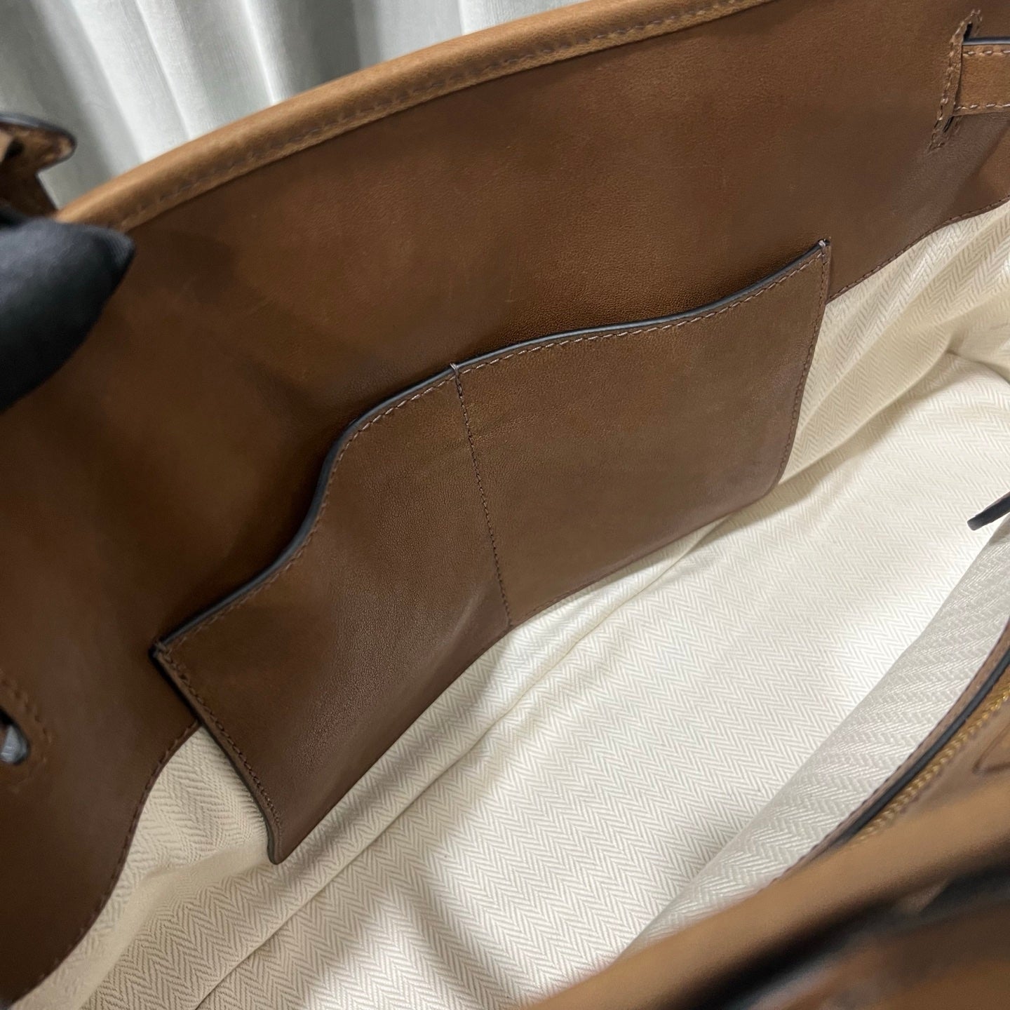 ＭＩ ＭＵ AVENTURE NAPPA LEATHER BAG OAK LARGE
