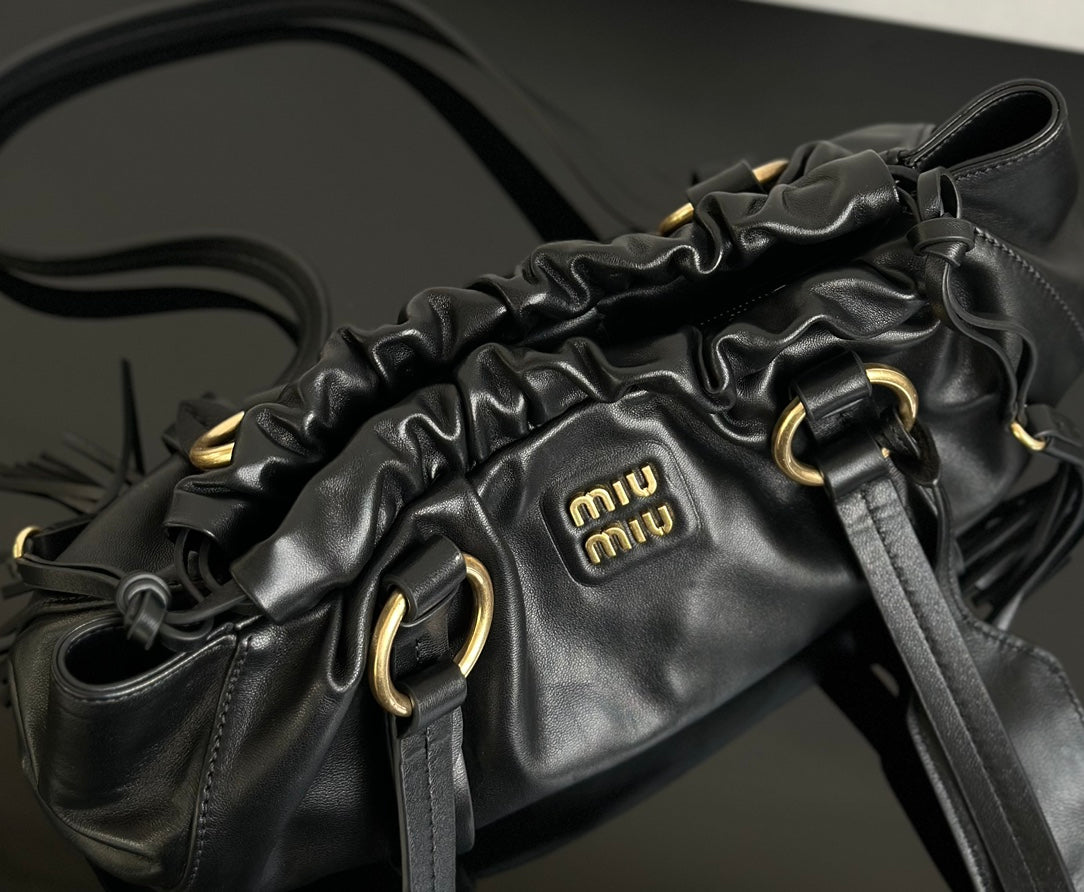 ＭＩ ＭＵ JOIE NAPPA LEATHER BAG BLACK
