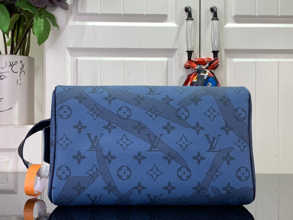 ＬＳ ＶＴＴＯＮ DOPP KIT TOILETRY BAG NAVY