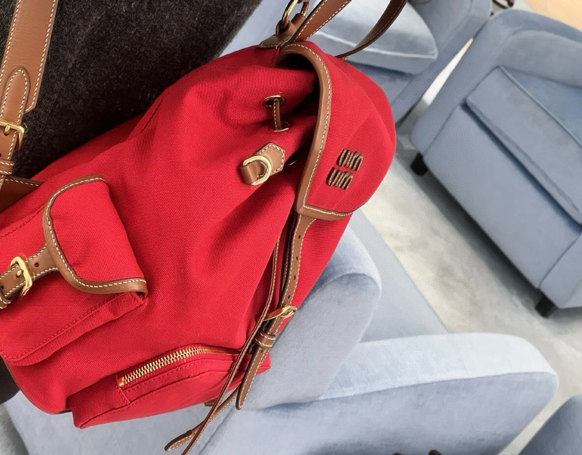ＭＩ ＭＵ CANVAS AND LEATHER BACKPACK RED/BRANDY