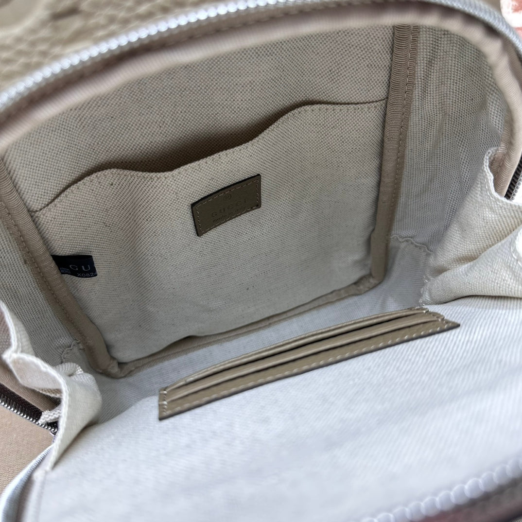 ＧＣＣＩGG JUMBO SMALL SLINGBAG BEGIE