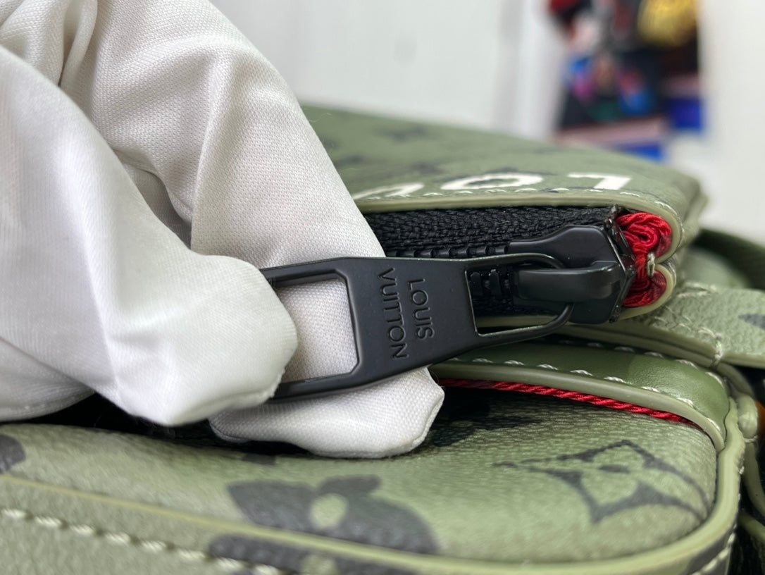 ＬＳ ＶＴＴＯＮ TRIO MESSENGER