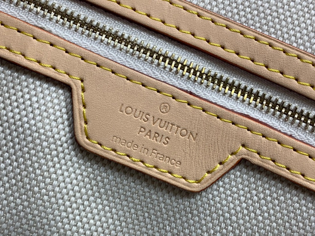 ＬＳ ＶＴＴＯＮ KEEPALL BANDOULIÈRE 45