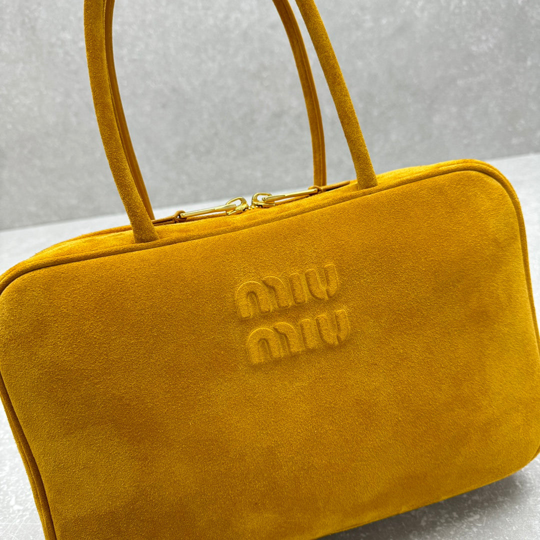 ＭＩ ＭＵ SUEDE BEAU BAG WHISKEY