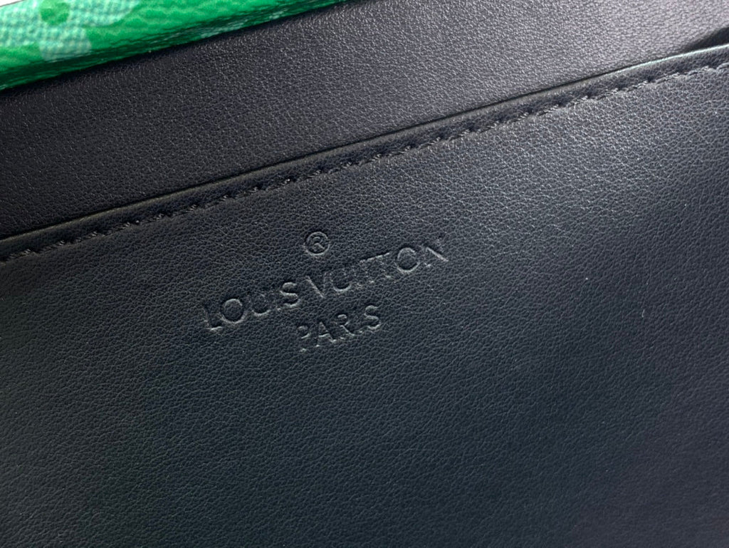 ＬＳ ＶＴＴＯＮ  CLUTCH BOX WHITE/BLUE/GREEN
