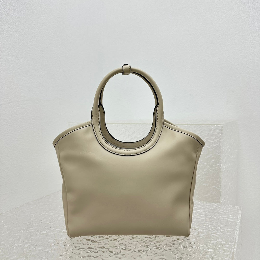 ＭＩ ＭＵ  IVY LEATHER BAG CLAY GREY