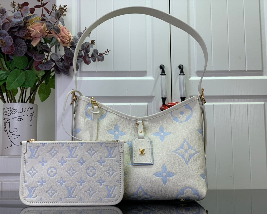 ＬＳ ＶＴＴＯＮ CARRYALL PM SKY BLUE/PURPLE
