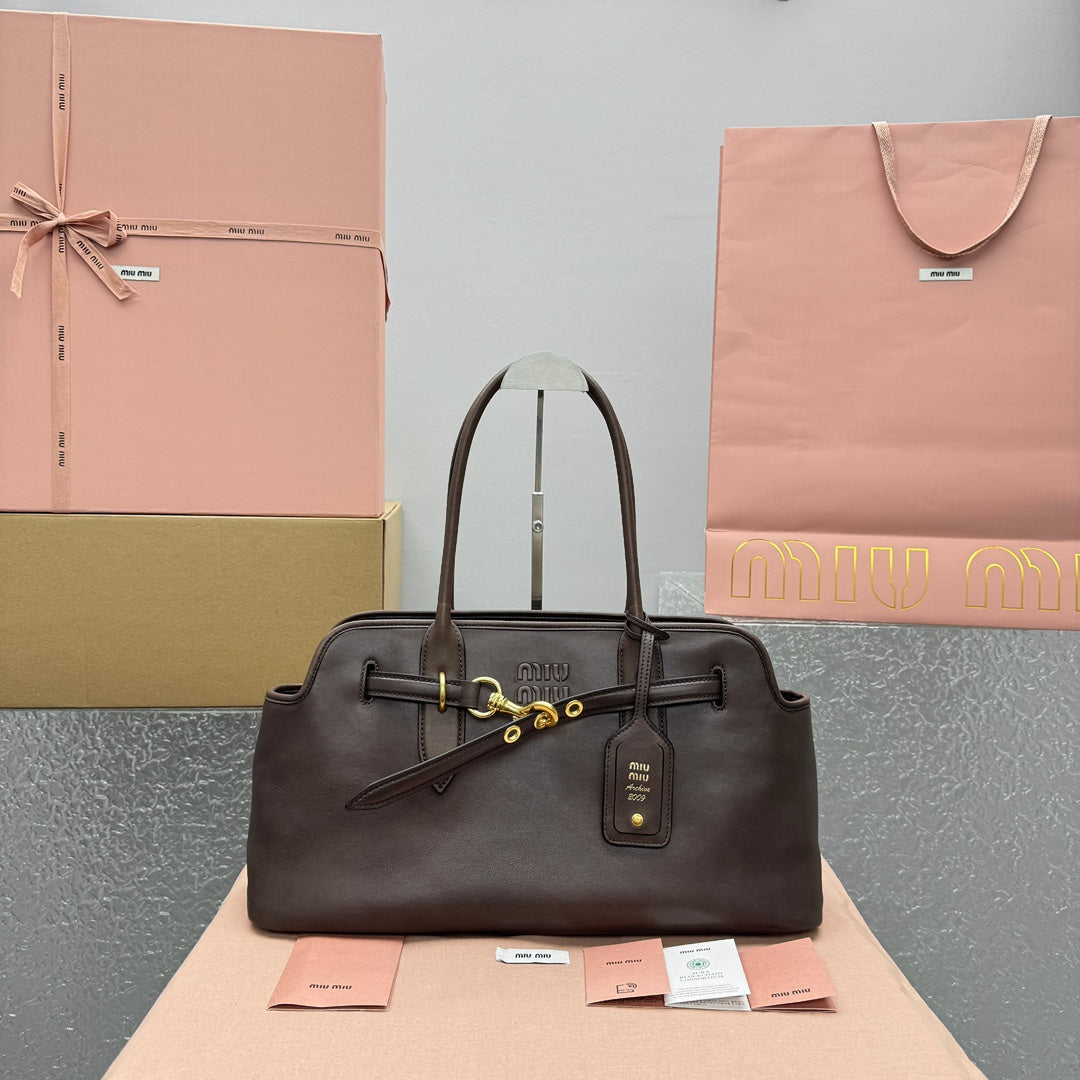 ＭＩ ＭＵ AVENTURE LEATHER TOTE BAG DARK BROWN