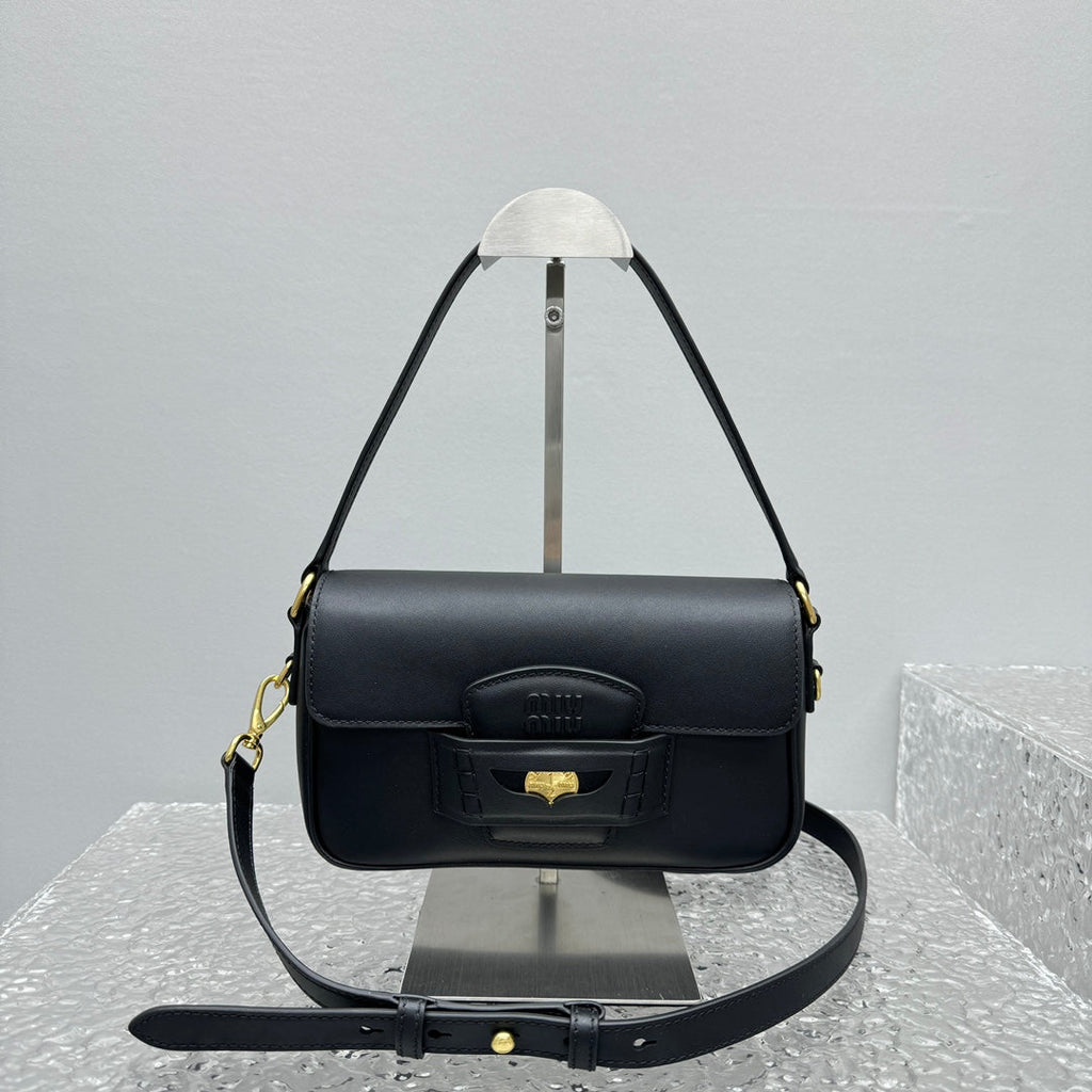 ＭＩ ＭＵ PENNY NAPPA LEATHER SHOULDER BAG BLACK