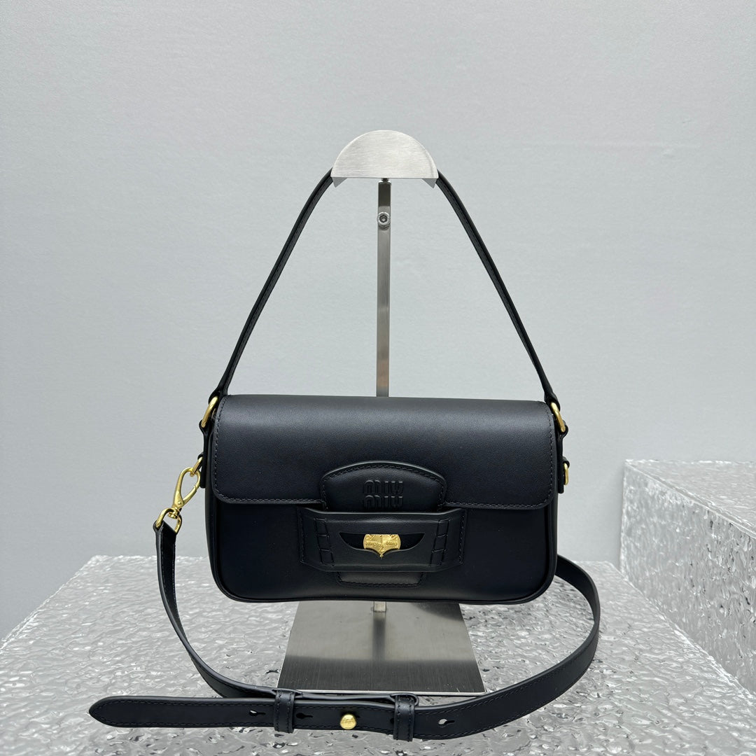 ＭＩ ＭＵ PENNY NAPPA LEATHER SHOULDER BAG BLACK
