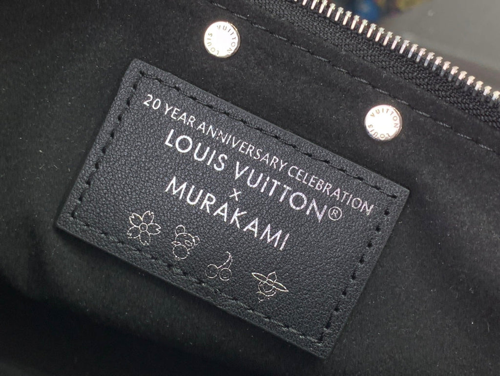 ＬＳ ＶＴＴＯＮ X TAKASHI MURAKAMI POCHETTE ACCESSOIRES BLACK/WHITE MULTICOLORED